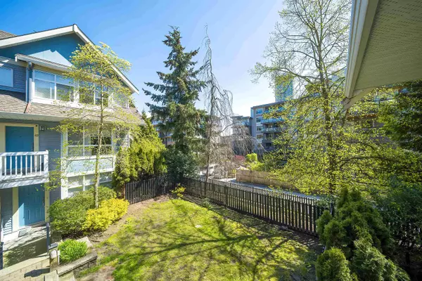 Burnaby, BC V3N 1T5,7128 Stride AVE #61