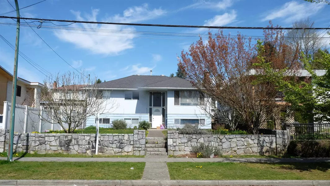 5133 Union ST, Burnaby, BC V5B 1W1