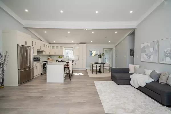 Surrey, BC V4A 4E3,1675 136 ST