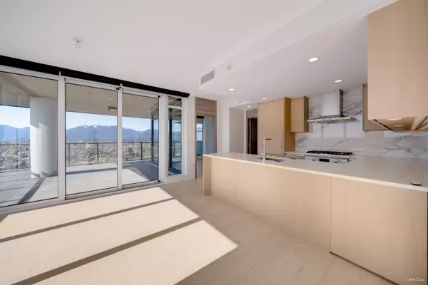 Burnaby, BC V5C 0N2,4890 Lougheed HWY #4203