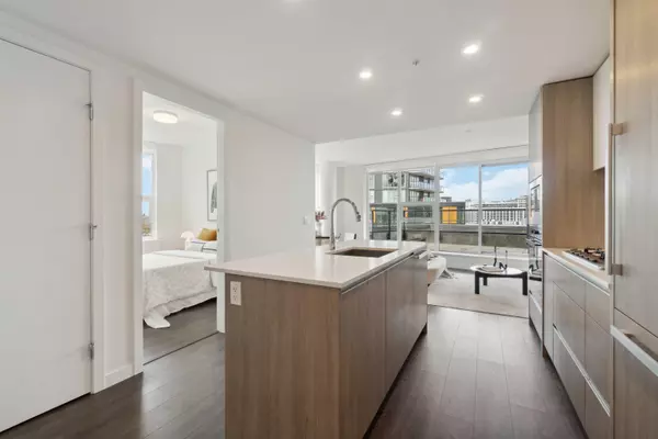 Richmond, BC V6Y 0M3,6633 Buswell ST #803
