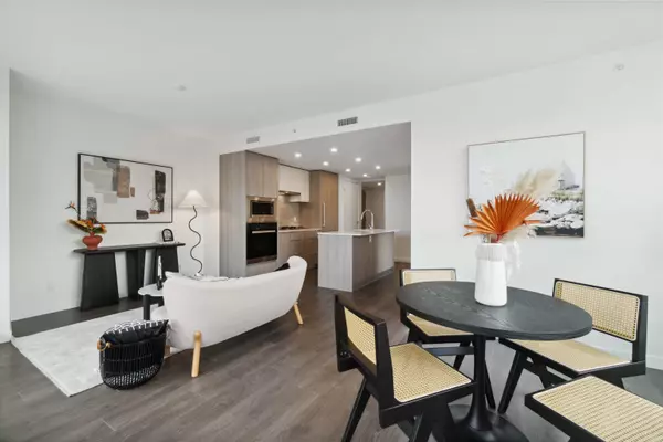 Richmond, BC V6Y 0M3,6633 Buswell ST #803