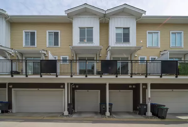 Surrey, BC V3Z 1J3,16561 17a AVE #50