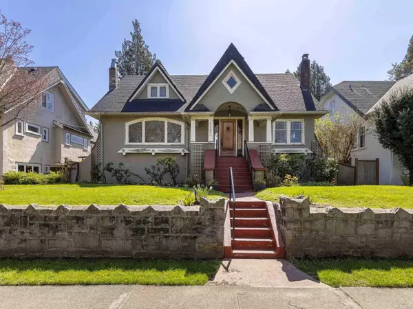 4250 W 9th AVE, Vancouver, BC V6R 2C5