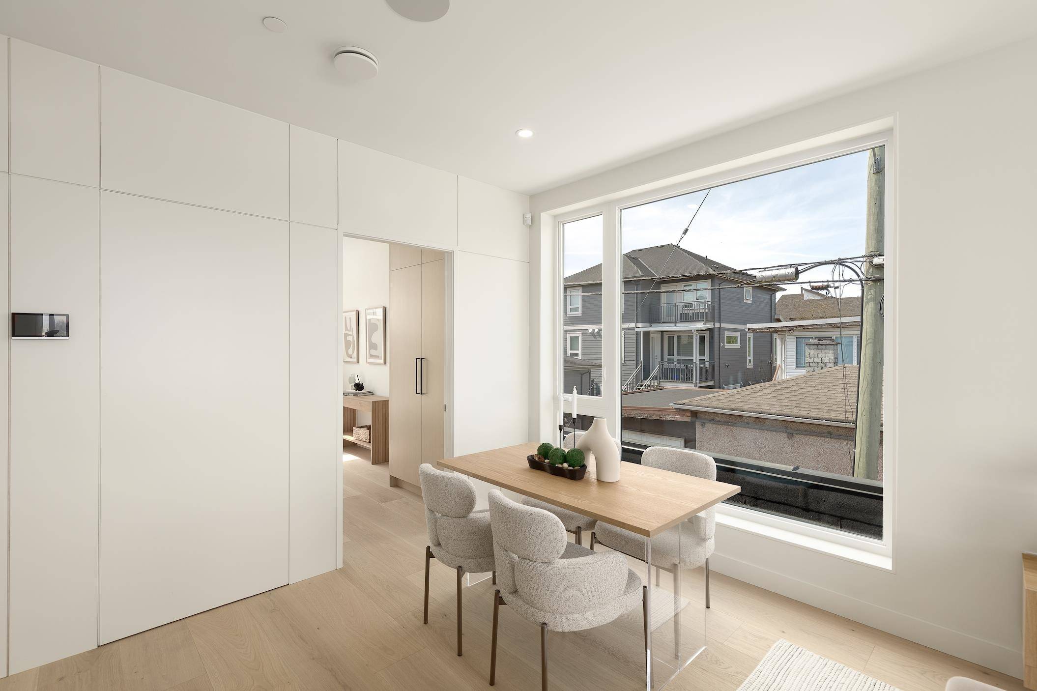 2652 E 38th AVE Vancouver, BC V5R 3M7
