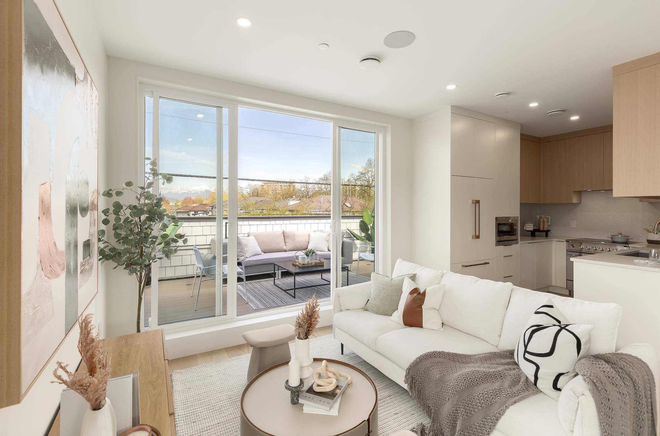 2652 E 38th AVE Vancouver, BC V5R 3M7