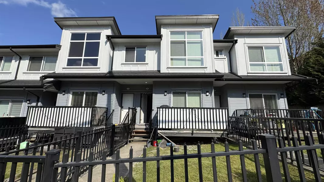 6162 138 ST #14, Surrey, BC V3X 0H9