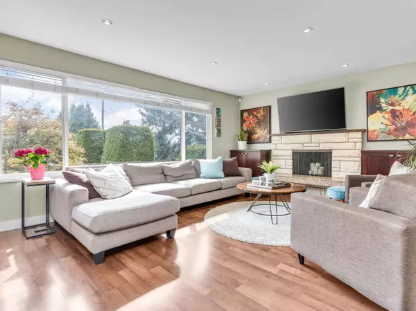 Burnaby, BC V5B 3V7,1601 Holdom AVE