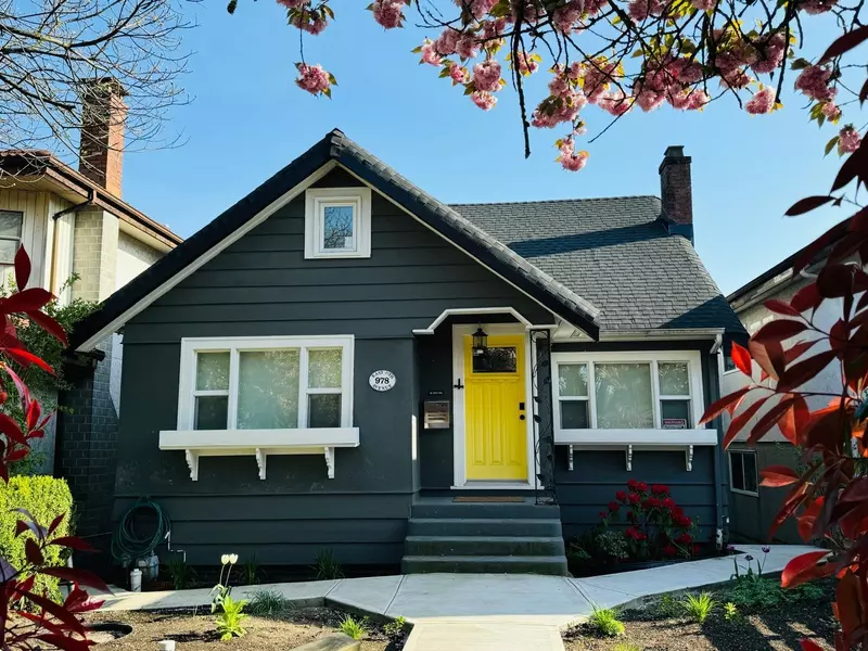 978 E 49th AVE, Vancouver, BC V5W 2H5
