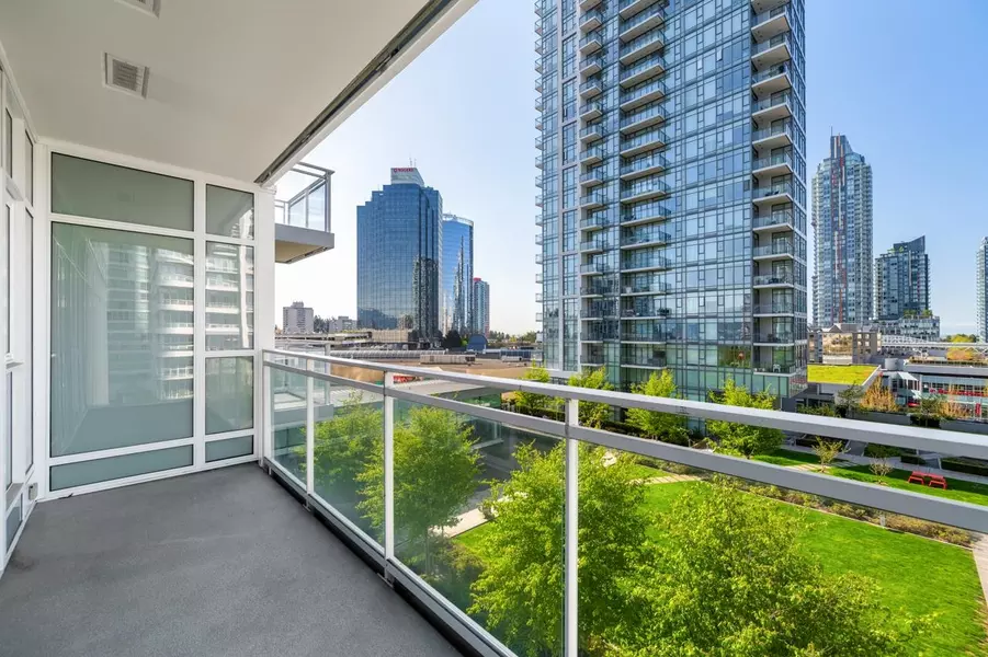 4670 Assembly WAY #805, Burnaby, BC V5H 0H3