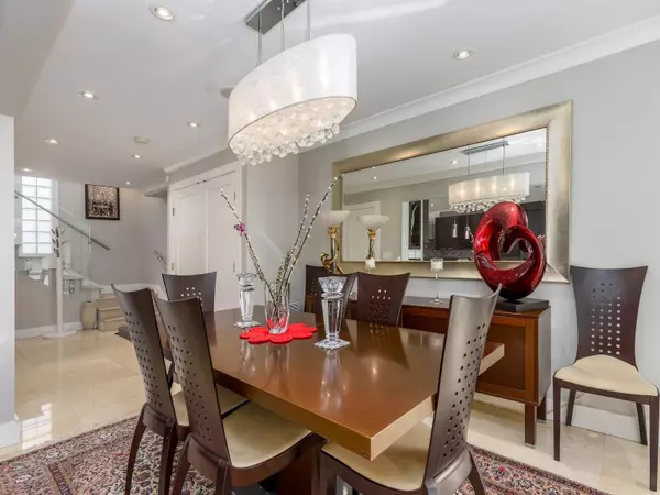 West Vancouver, BC V7T 1N1,1235 Keith RD