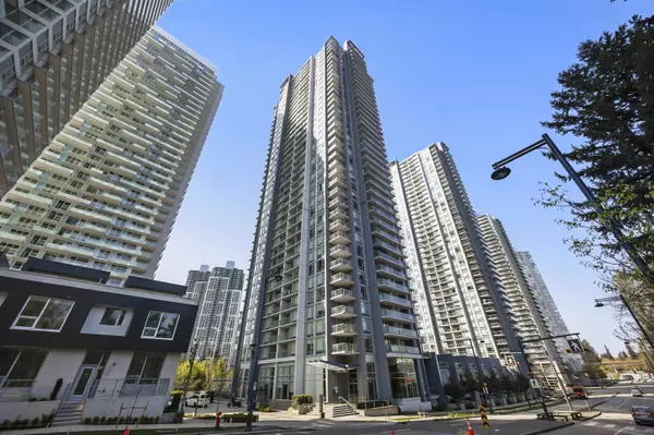13750 100 AVE #3312, Surrey, BC V3T 0L3