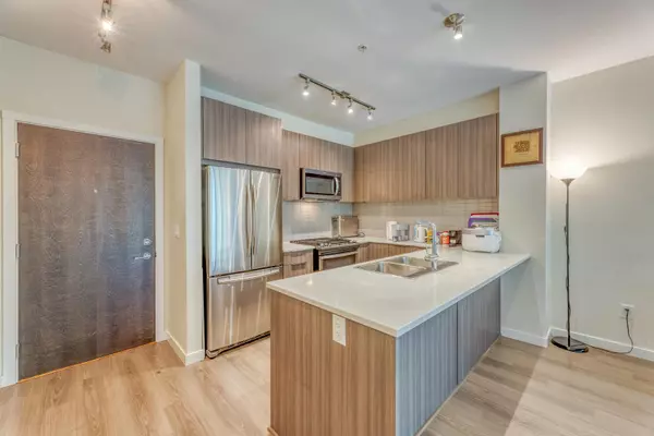 Coquitlam, BC V3B 0M9,1151 Windsor Mews #205