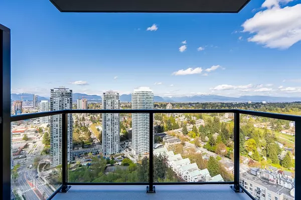13725 George Junction #3307, Surrey, BC V3T 4Y3