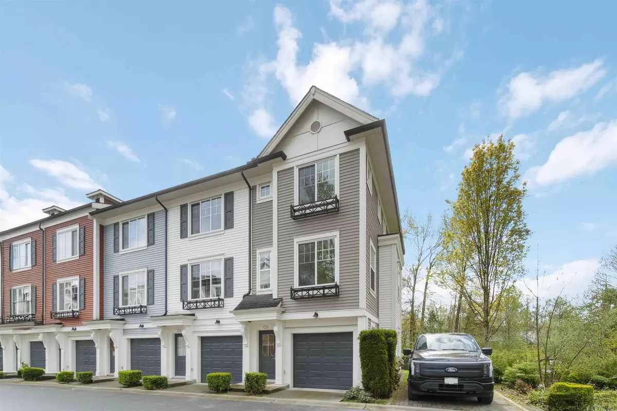 Coquitlam, BC V3C 0B8,3010 Riverbend DR #108