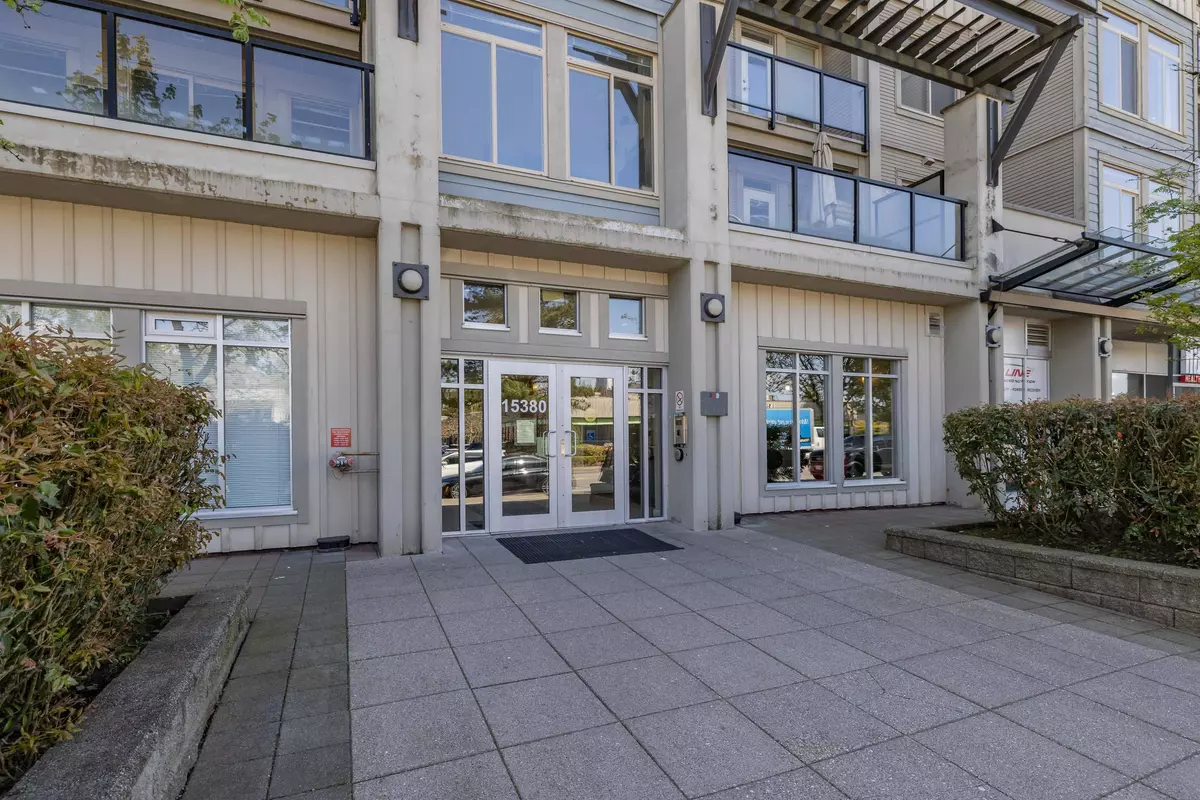 Surrey, BC V3R 0B3,15380 102a AVE #430