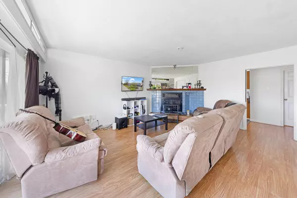 Vancouver, BC V5S 3C7,6777 Kerr ST