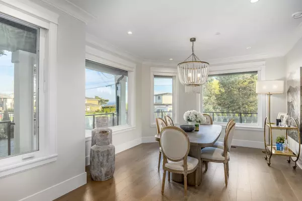 Surrey, BC V4B 2Y4,14213 Malabar AVE