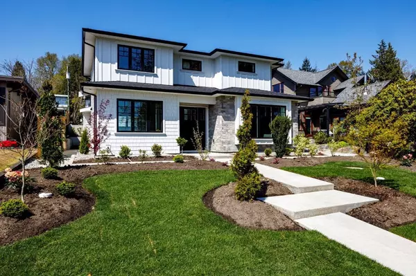1028 Calverhall ST, North Vancouver, BC V7L 1Y3