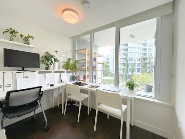 Richmond, BC V7C 0B7,7468 Lansdowne RD #317