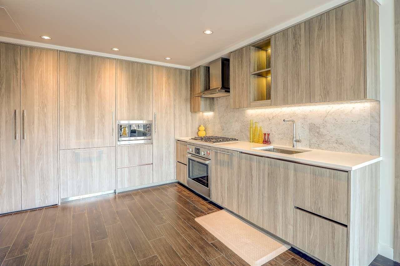 Burnaby, BC V5C 0M8,4720 Lougheed HWY #506