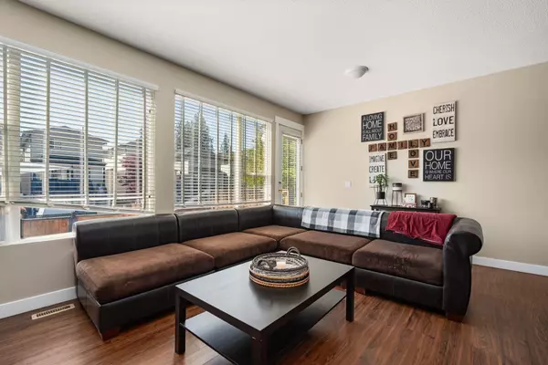 Maple Ridge, BC V2W 1X8,24280 102a AVE