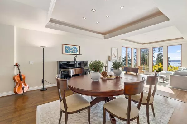 West Vancouver, BC V7W 3G8,5401 West Vista CT