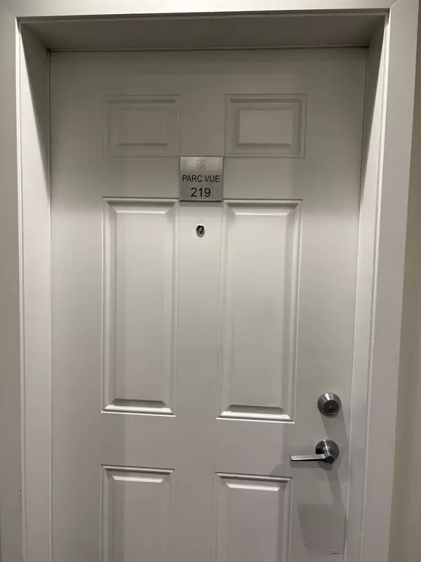 Maple Ridge, BC V2X 5W1,12040 222 ST #219