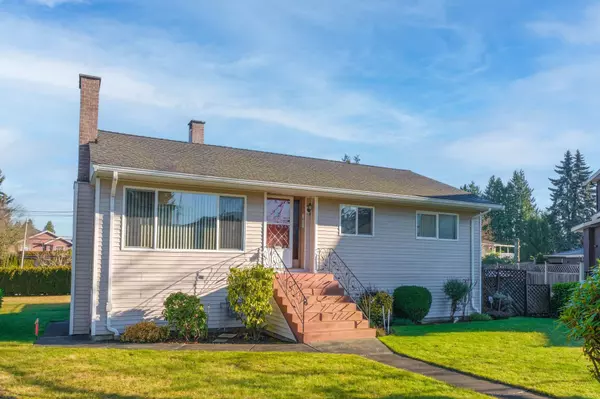 7031 Bryant CT, Burnaby, BC V5E 1T1