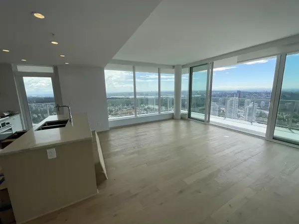 Coquitlam, BC V3J 0K7,567 Clarke RD #4604