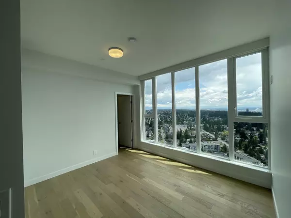 Coquitlam, BC V3J 0K7,567 Clarke RD #4604