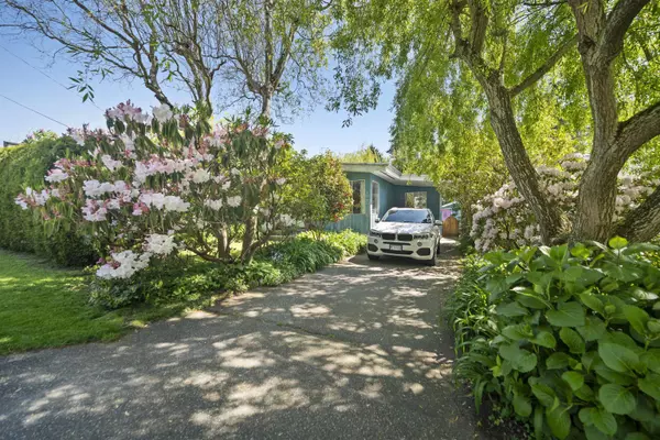 White Rock, BC V4B 4X7,1056 Stevens ST