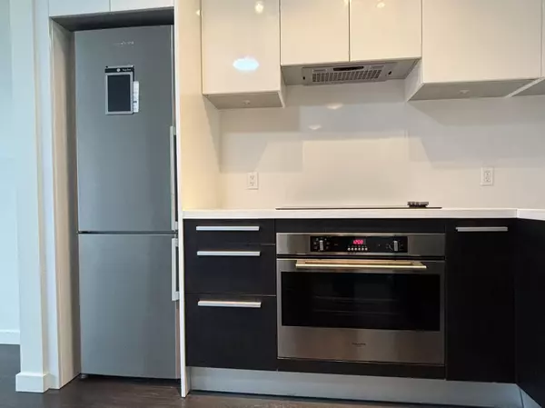 Burnaby, BC V5H 0C3,6333 Silver AVE #2803