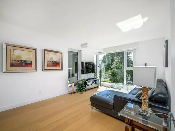 Vancouver, BC V6Z 3G1,7128 Adera ST #204