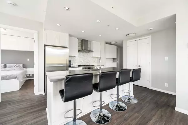 Coquitlam, BC V3J 0E8,520 Como Lake AVE #1305