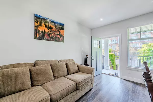Surrey, BC V4P 0G5,14541 Winter CRES #58