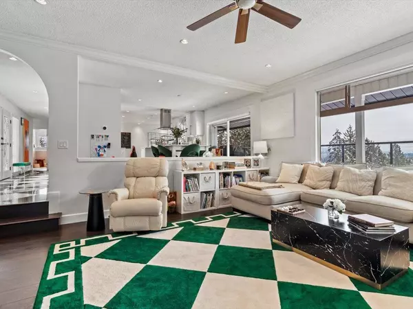 Coquitlam, BC V3C 3R3,1001 Palmdale ST