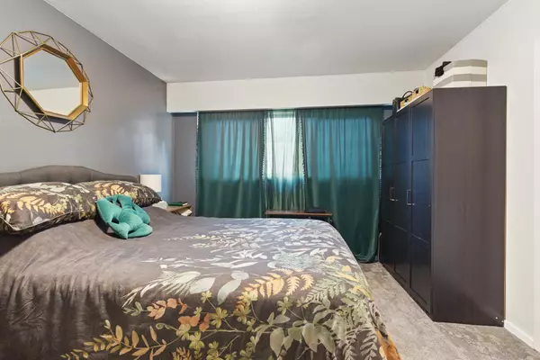 Chilliwack, BC V2P 4Y3,8687 Elm DR