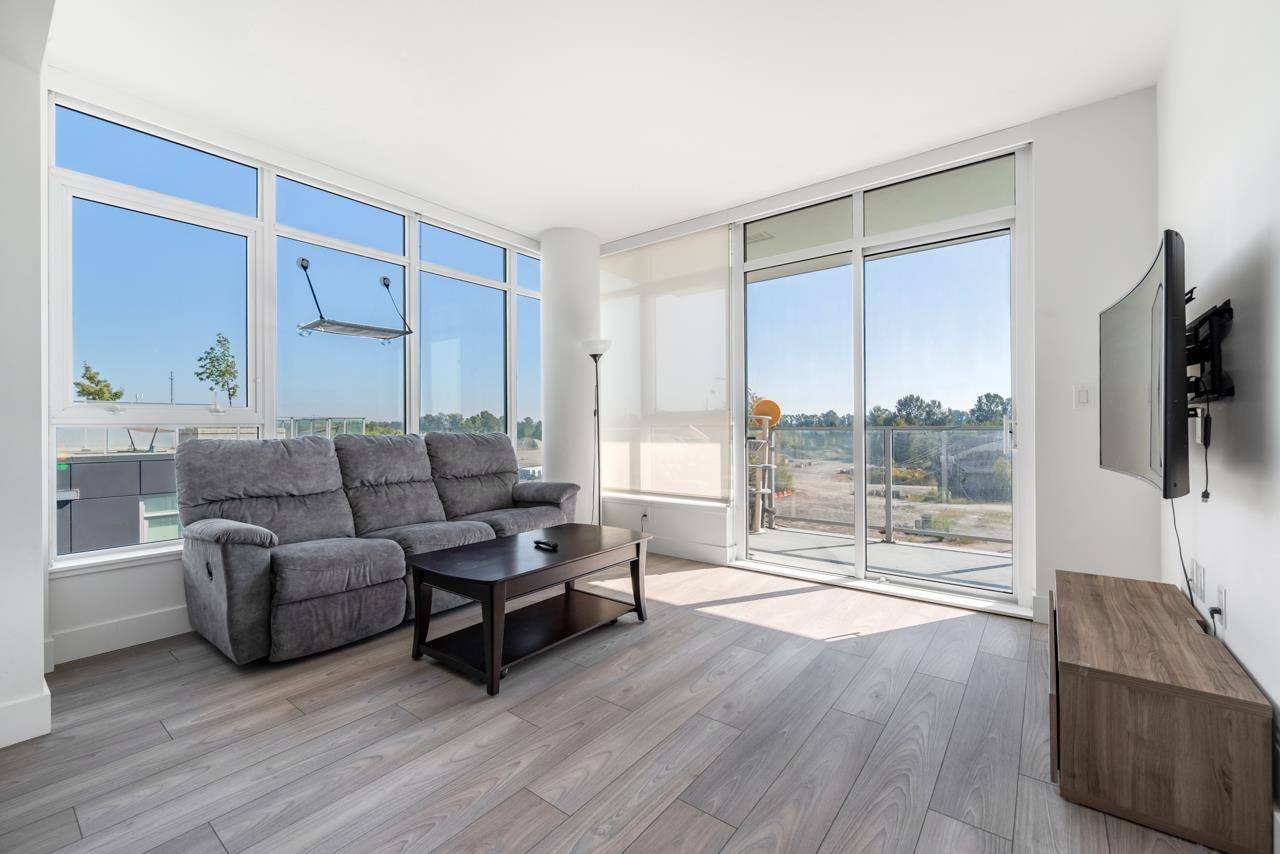 Vancouver, BC V5S 0H4,8570 Rivergrass DR #502