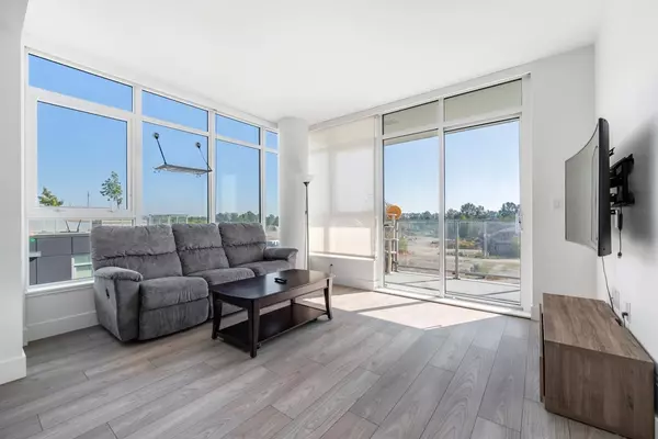 Vancouver, BC V5S 0H4,8570 Rivergrass DR #502