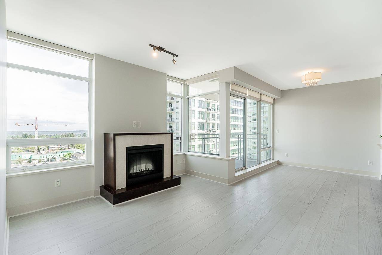 15152 Russell AVE #906 White Rock, BC V4B 0A3