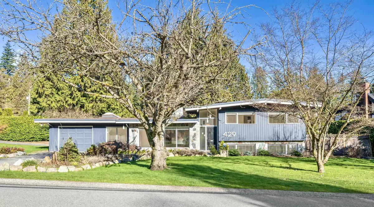 West Vancouver, BC V7T 1W2,429 Newlands RD