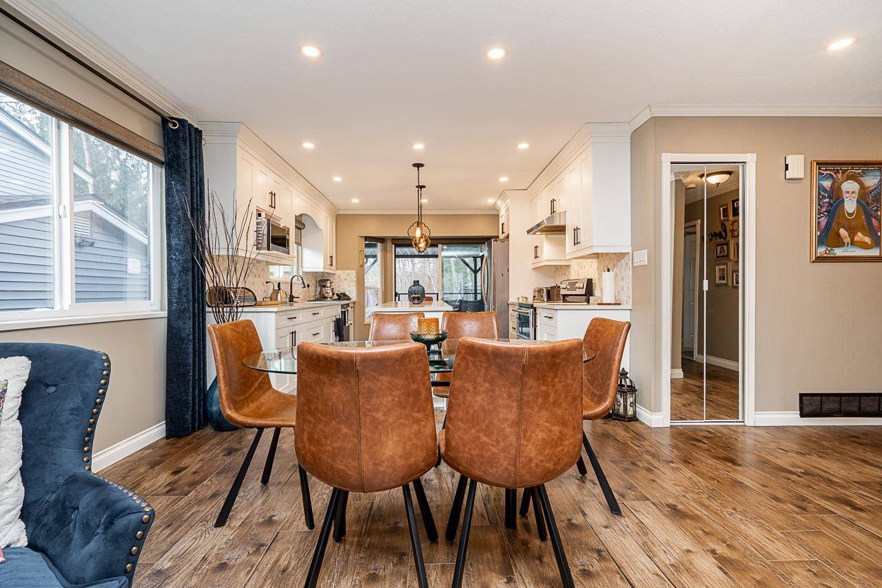 8095 138 ST Surrey, BC V3W 8M3