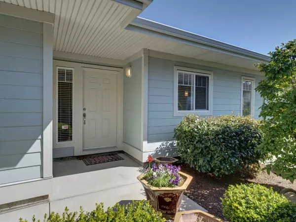 Sechelt, BC V7Z 0K7,5520 Mccourt RD #7