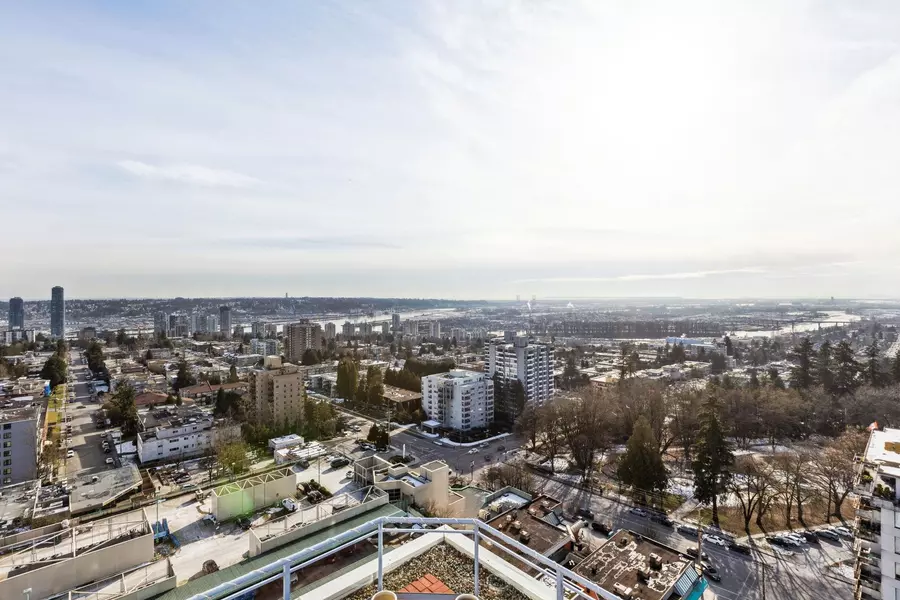 739 Princess ST #2204, New Westminster, BC V3M 6V6