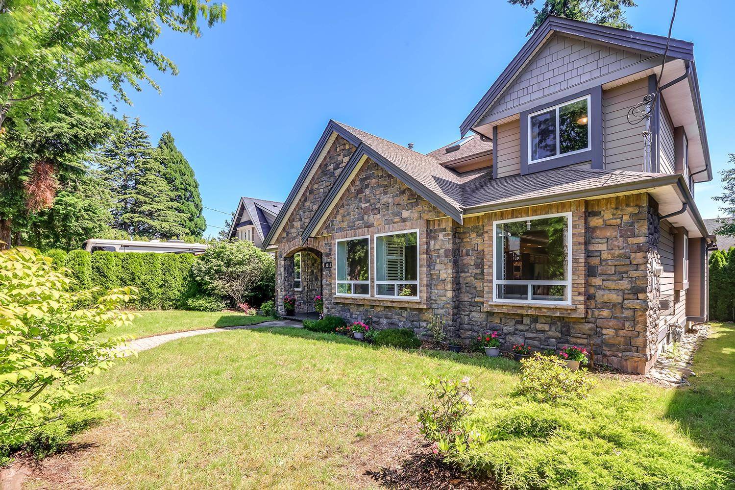 Surrey, BC V4A 4W8,1318 160 ST