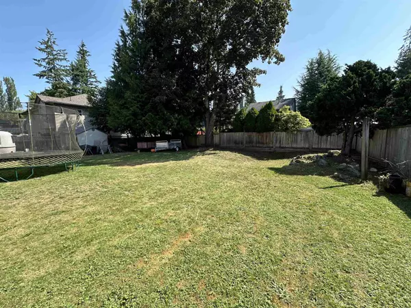 Maple Ridge, BC V2X 5A8,12044 Laity ST