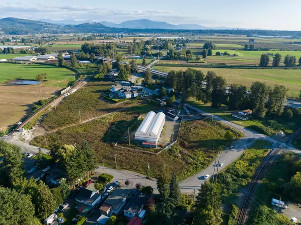 6430 Riverside ST, Abbotsford, BC V4X 1T9
