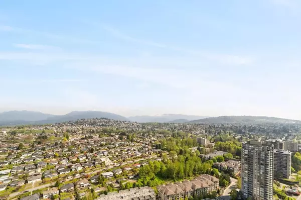 Burnaby, BC V5C 0M8,4720 Lougheed HWY #3807