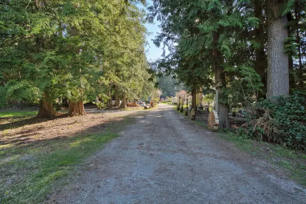 Roberts Creek, BC V0N 2W4,1106 A & B Gladwin Trail RD